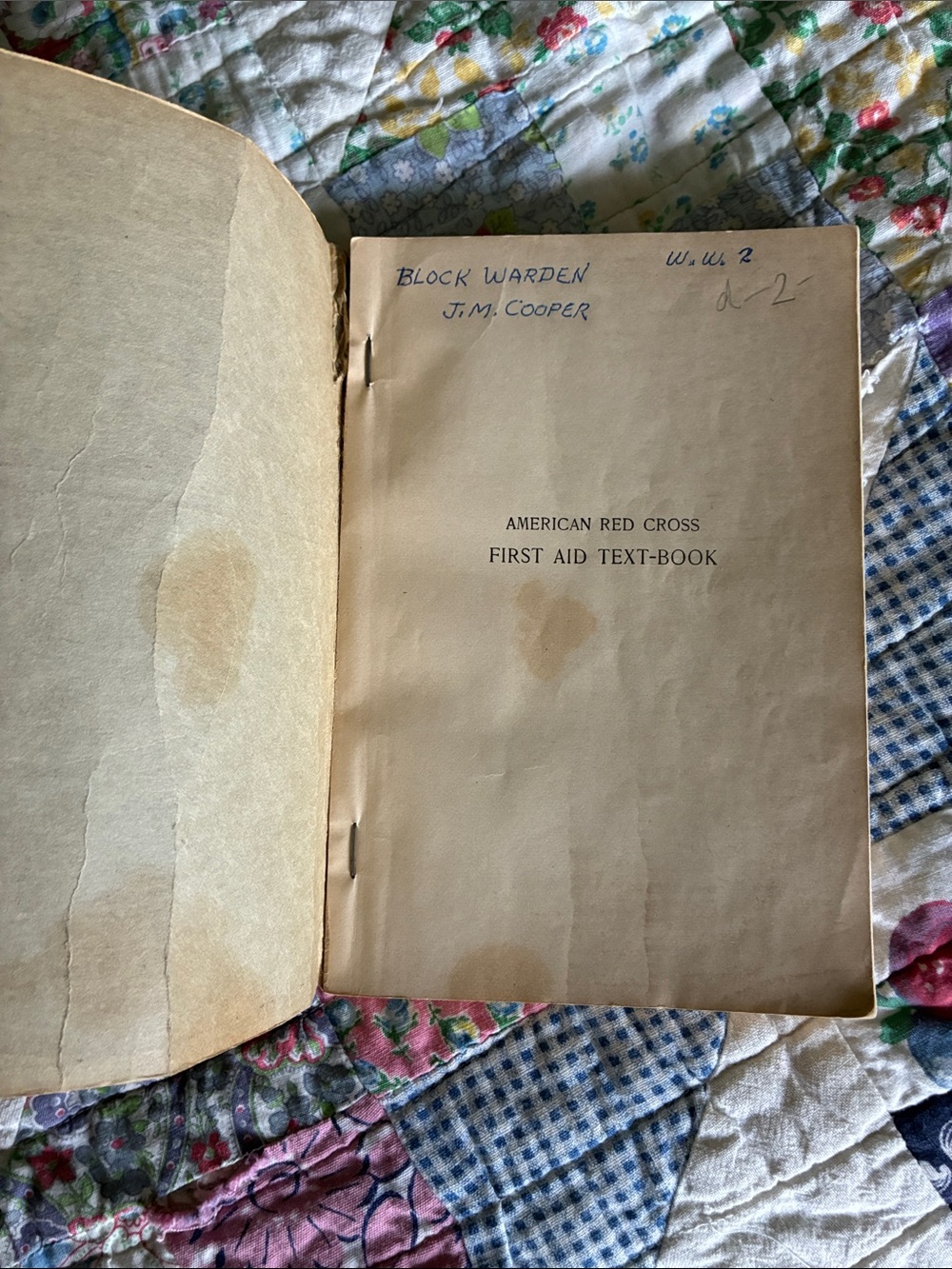 Vintage American Red Cross First Aid Text-Book - Tan Cover with Red Cross - Picture 3 of 10